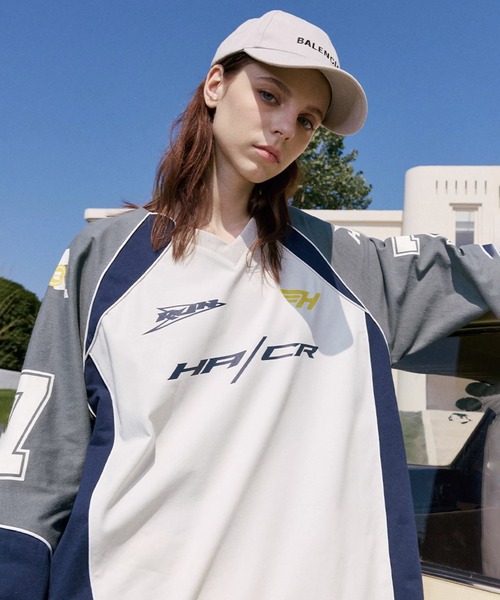 HARSHANDCRUEL スポーツ風 ストリートクルーネック 長袖Tシャツ 超伸ラインパッチロゴ ロングスリーブTシャツ | アパレル