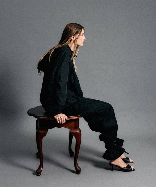 CHARLES ＆ KEITH（チャールズ&キース） サンダル ミュール ルーシュド