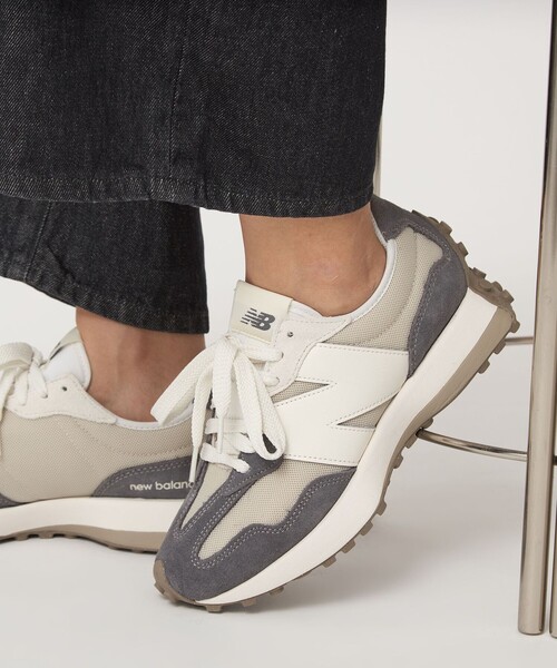 新品23.5ニューバランスnewbalanceレディーススニーカーU327FH ニューバランス 327（レディーススニーカー）（サイズ（cm