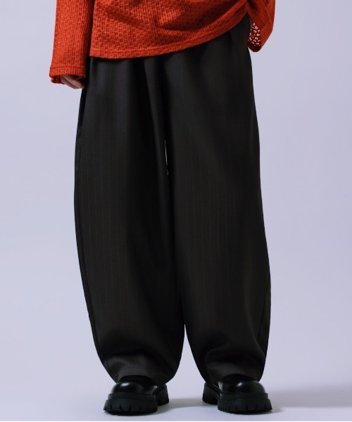クーティー　スラックス　M　ブラック　ストライプ Chikashitsu +】stripe tuck slacks / 【チカシツプラス】ストライプ