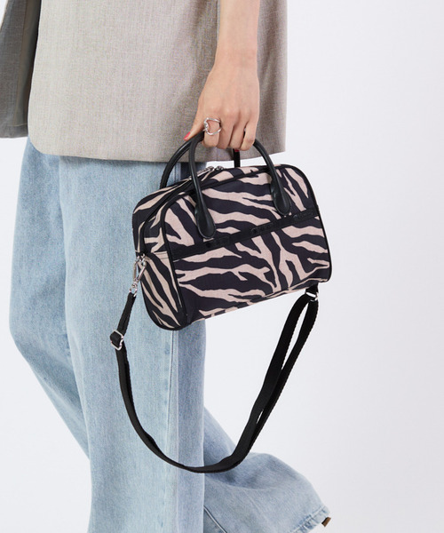 LeSportsacバック、ショルダーバッグ LESPORTSAC レスポートサック ショルダーバッグ ナイロン マルチ