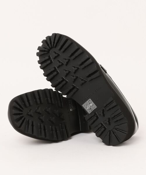 CHARLES ＆ KEITH（チャールズ&キース） ローファー Lando ランド