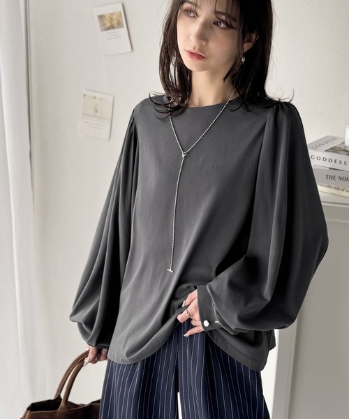 classicalelf tシャツ シルエットで差が付く、綺麗めスタイルの