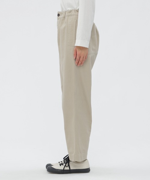 MHL.（エムエイチエル） パンツ ORGANIC COTTON SATEEN TROUSERS