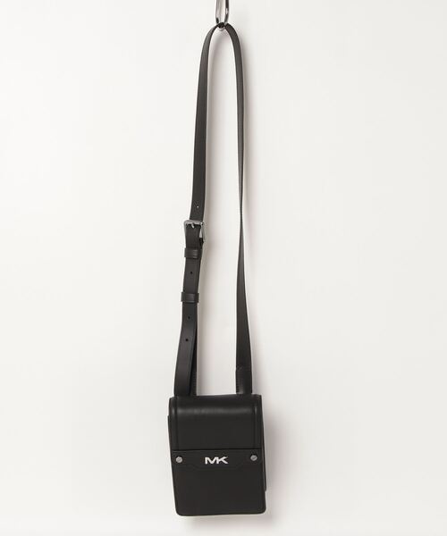 新品タグ付き　マイケルコース ショルダーバッグ メンズ レザー ブラック MICHAEL KORS（マイケルコース） ショルダーバッグ FREE ブラック