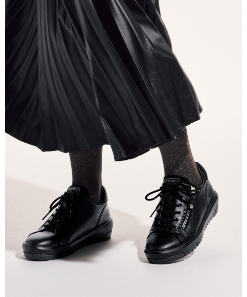 fitfit（フィットフィット） スニーカー サイドジップレザースニーカー