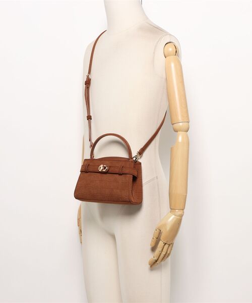 CHARLES ＆ KEITH（チャールズ&キース） ハンドバッグ Aubrielle