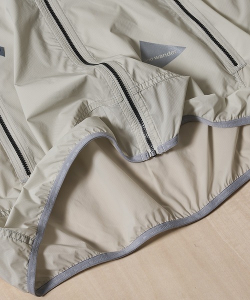 ベスト ジレ 「and wander/アンドワンダー」PERTEX wind vest メンズの画像
