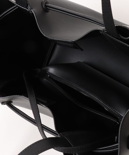 CHARLES ＆ KEITH（チャールズ&キース） トートバッグ Hanya ハンヤ
