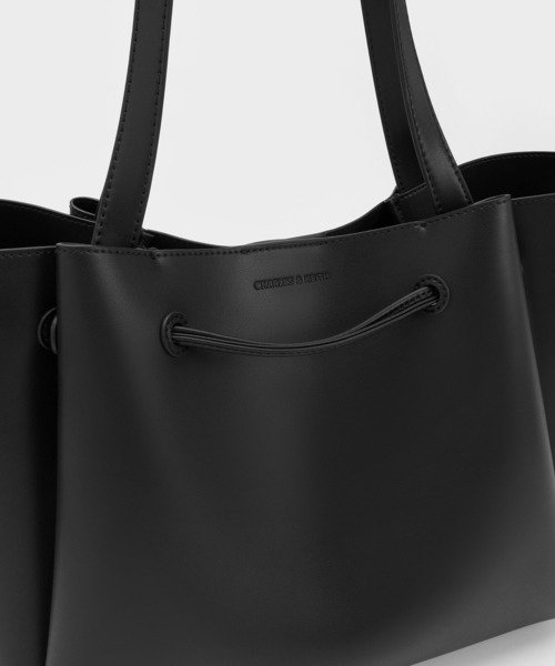 CHARLES ＆ KEITH（チャールズ&キース） トートバッグ Hanya ハンヤ