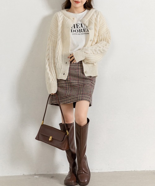 【フォージャー】Dressterior ケーブルニットコットンカーディガン 50%OFF】biscuit shaggy knit～ﾋﾞｽｹｯﾄｼｬｷﾞｰﾆｯﾄ | flower