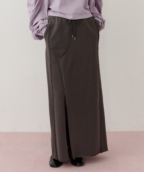 LA BELLE ETUDE（ラベルエチュード） スカート 深スリットスウェットI