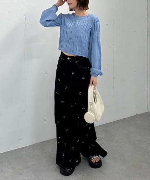 archives（アルシーヴ） ジーンズ デニム デニムパンツ 花柄刺繍ワイド