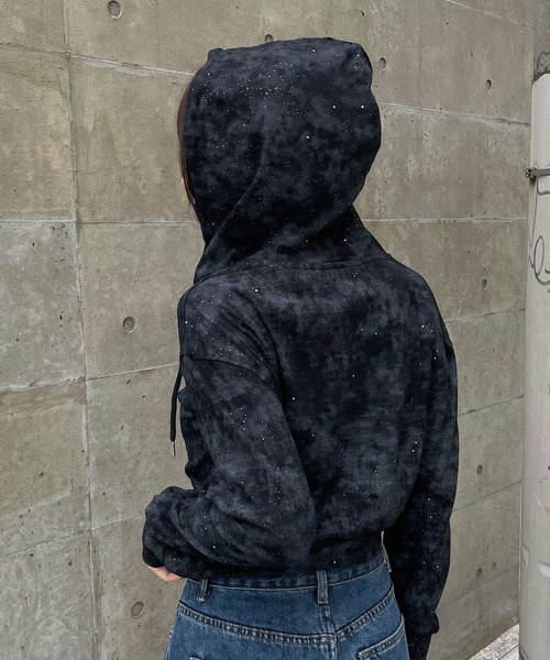 Roger&Raw（ロジャーアンドロウ） パーカー プレート付ショート丈ラメ