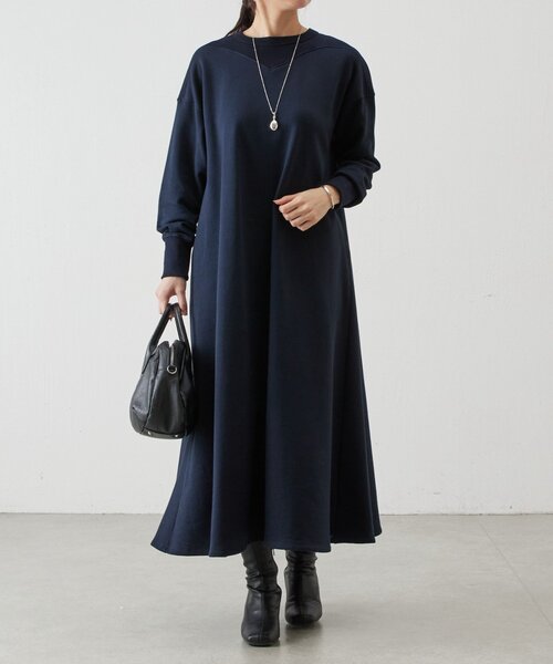 BEARDSLEY ビアズリー スエット長袖ロング丈ワンピース ブラック 裏起毛 BEARDSLEY ビアズリー スエット長袖ロング丈ワンピース ブラック 裏