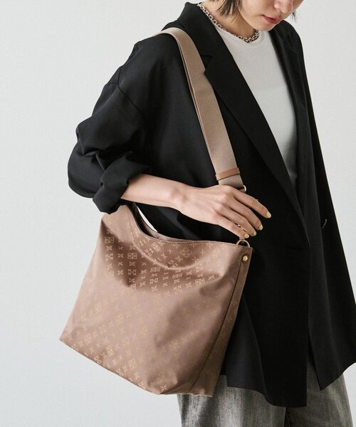 ほぼ未使用ラシット 2WAYショルダーバッグ【ナイロンジャガード】 russet（ラシット） ショルダーバッグ バッグ ナイロンジャガード2WAY