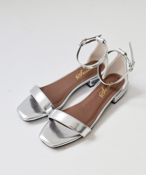 ◆VALENTINO◆ レディークラッシュ アンクルストラップサンダル ヴァレンティノ レディクラッシュ アンクルストラップサンダル