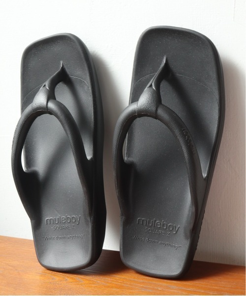 サンダル・ミュール CLIVE SQUARE MULE (SOFT BLACK) サンダル・ミュール CLIVE SQUARE MULE (SOFT BLACK) ミュール