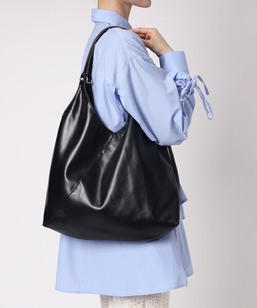 Ober Tashe（オーバータッシェ） トートバッグ 合皮VカットA4トート