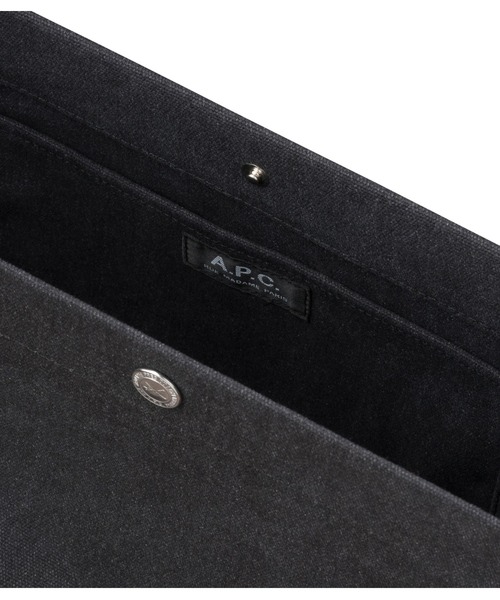 A.P.C.（アーペーセー） ショルダーバッグ BESACE JOURNAL メンズ