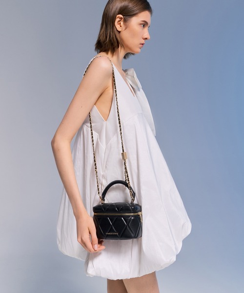 CHARLES ＆ KEITH ショルダーバッグ バッグ Arwen アルウェン