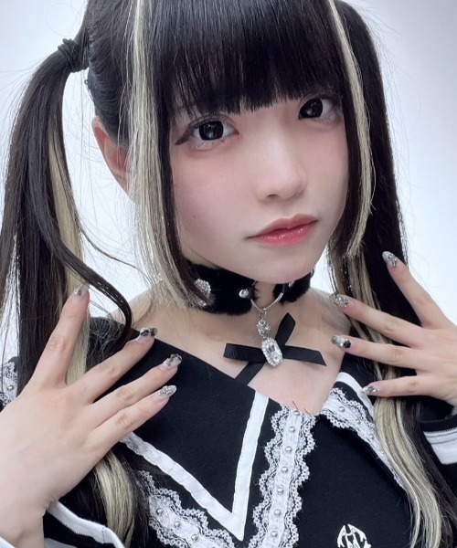 NOVESSEL チョーカー 「AOSPACE」ハートビジューファーチョーカー