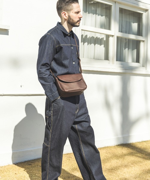 MR. OLIVE ブラウン ショルダーバッグ MR. OLIVE ブラウン ショルダーバッグ