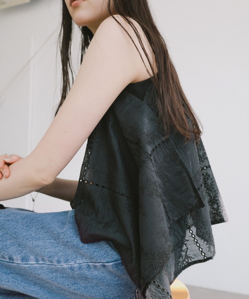 andme（アンドミー） キャミソール 「新色追加」パッチワーク風刺繍