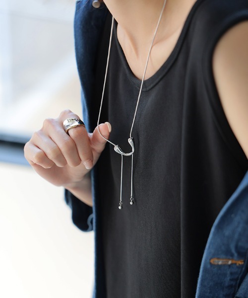 HUG.U（ハグユー） ネックレス サージカルステンレス ループタイ