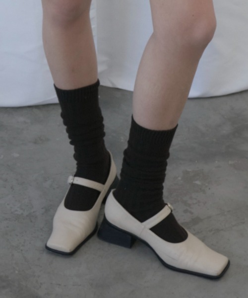 GIUNON 靴下 embroidery socks / ロゴ刺繍ソックス レディース