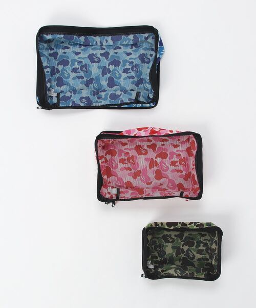 A BATHING APE（アベイシングエイプ） ポーチ ABC CAMO TRAVEL POUCH