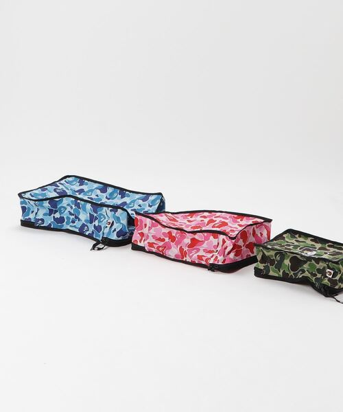 A BATHING APE（アベイシングエイプ） ポーチ ABC CAMO TRAVEL POUCH