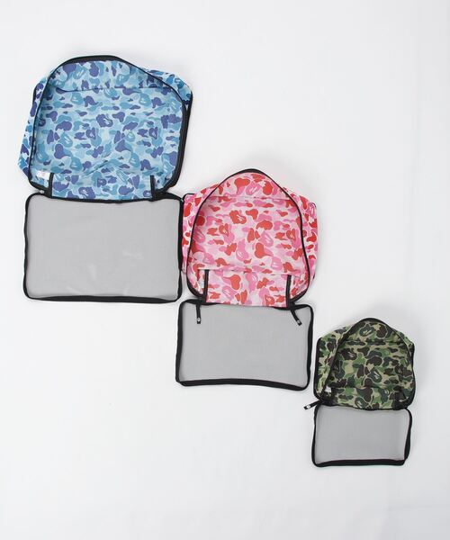 A BATHING APE（アベイシングエイプ） ポーチ ABC CAMO TRAVEL POUCH