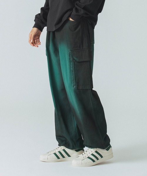 【関税込み】LOW CLASSIC グリーン ベルト カーゴパンツ セール】カーゴパンツ ジョガーパンツ レディース（カーゴパンツ
