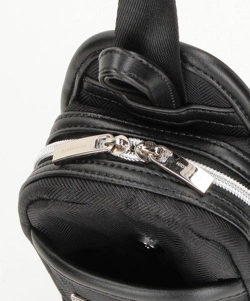 HIDEAWAYS NICOLE（ハイダウェイ ニコル） ウエストポーチ ミニボディ