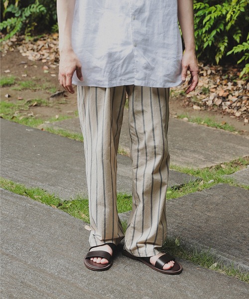 ESSENTIAL ベージュ サイドストライプ パンツ FOG] Fear Of God Essentials サイドストライプ スウェット