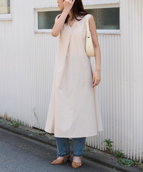 TRIANGLE PALETTE ワンピース リネンノースリーブワンピース