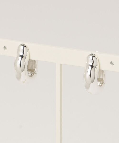 ピアス ANNIKA INEZ Ample Hinge Hoops， Sml アニカ イネズ アンプル ヒンジ フープ ピアス スモール レディースの画像