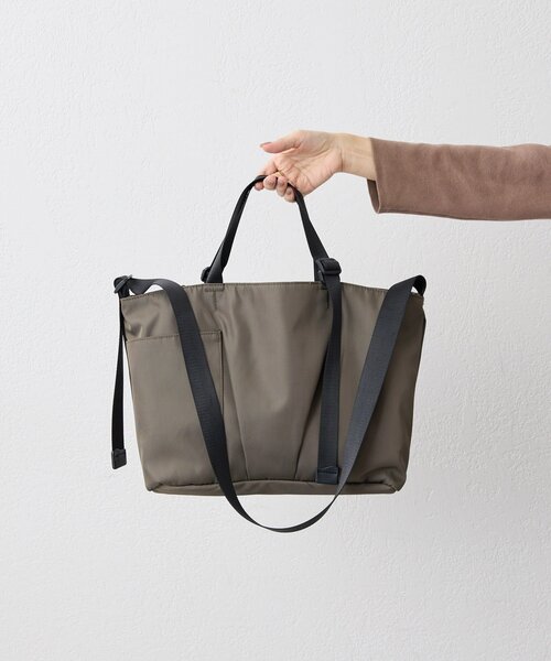 ear PAPILLONNER ouchi企画　アジャスタートートバッグ　横型 ear PAPILLONNER（イア パピヨネ） トートバッグ 「インフルエンサー