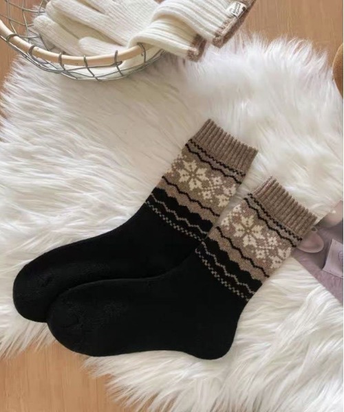 靴下 「 ammy. / エイミードット 」 保暖 ウール ノルディック柄