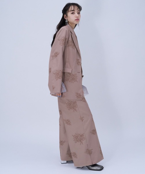 HARE（ハレ） パンツ Flowerシシュウワイドパンツ(HARE) レディース