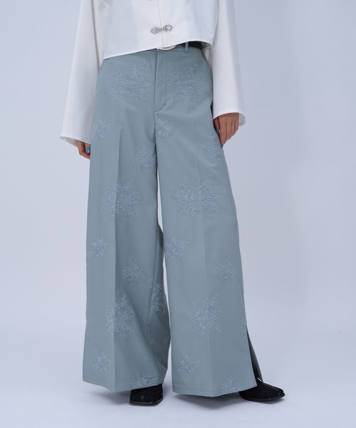HARE（ハレ） パンツ Flowerシシュウワイドパンツ(HARE) レディース