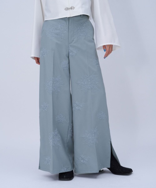 HARE（ハレ） パンツ Flowerシシュウワイドパンツ(HARE) レディース