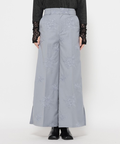 HARE（ハレ） パンツ Flowerシシュウワイドパンツ(HARE) レディース