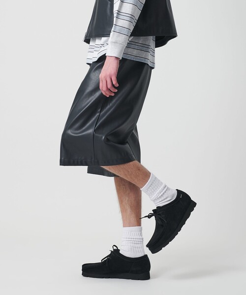 レザー ショートパンツ（メンズショート、ハーフパンツ）｜ボトムス