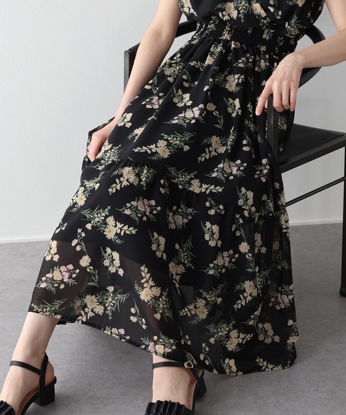 【美品】グッチ　ワンピース　ノースリーブ　カシュクール　ブラック×ゴールド BLUEEAST（ブルーイースト） ワンピース フラワーカシュクール