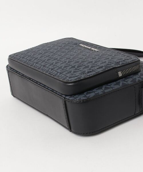 「MICHAEL KORS」 ショルダーバッグ FREE ブルー系その他 メンズの画像