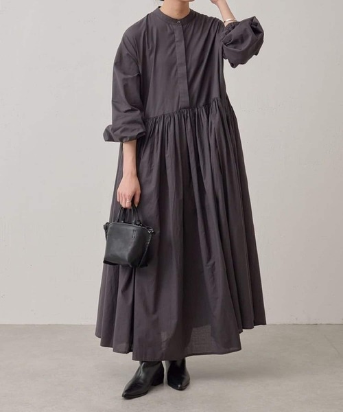 「BEARDSLEY」 長袖ワンピース 1 ブルー レディースの画像