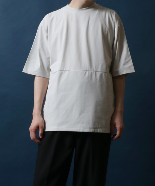 PLAIN PLAS プリーツデザイン半袖Tシャツ セール】 サークル メッセージプリント 半袖Tシャツ （Tシャツ