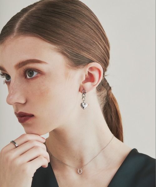 ciite' ピアス 「 金属アレルギー対応 」 ハートチェーンピアス